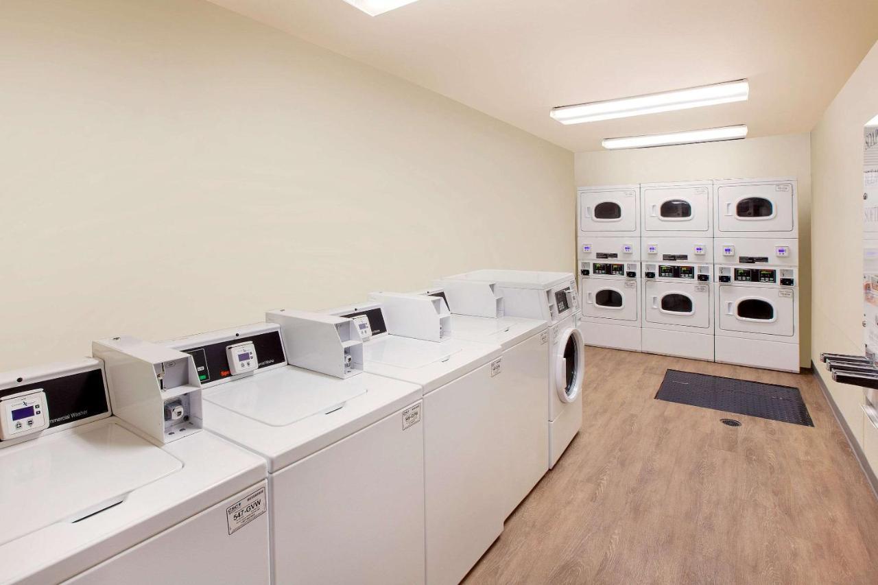 Woodspring Suites Харлинген Экстерьер фото